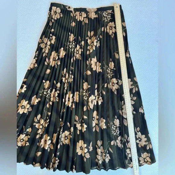 Vintage Maxi Skirt 12 Pleated Floral Green 90s Cottagecore Whimsigoth Fairy Dark - Picture 7 of 7